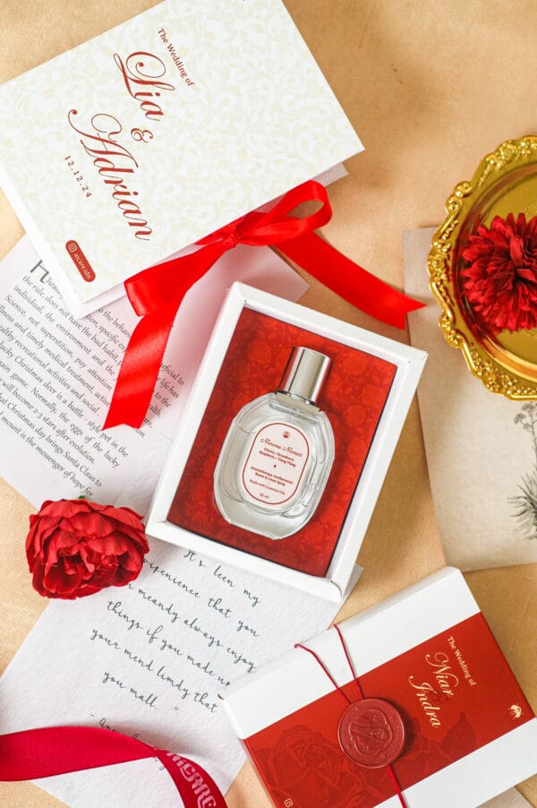 Souvenir and Hampers